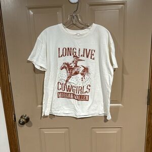 Maurices Cream and Red Cowgirl Tee